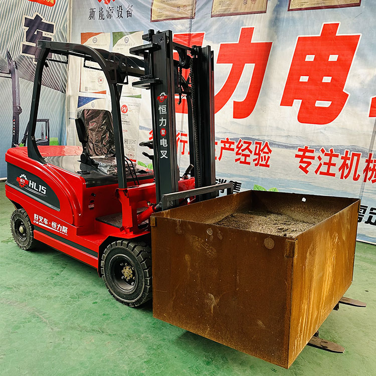 电动叉车